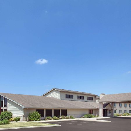韦伯斯特城阿美瑞辛酒店 Webster City 外观 照片