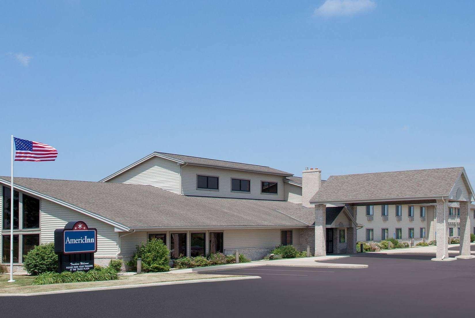 韦伯斯特城阿美瑞辛酒店 Webster City 外观 照片