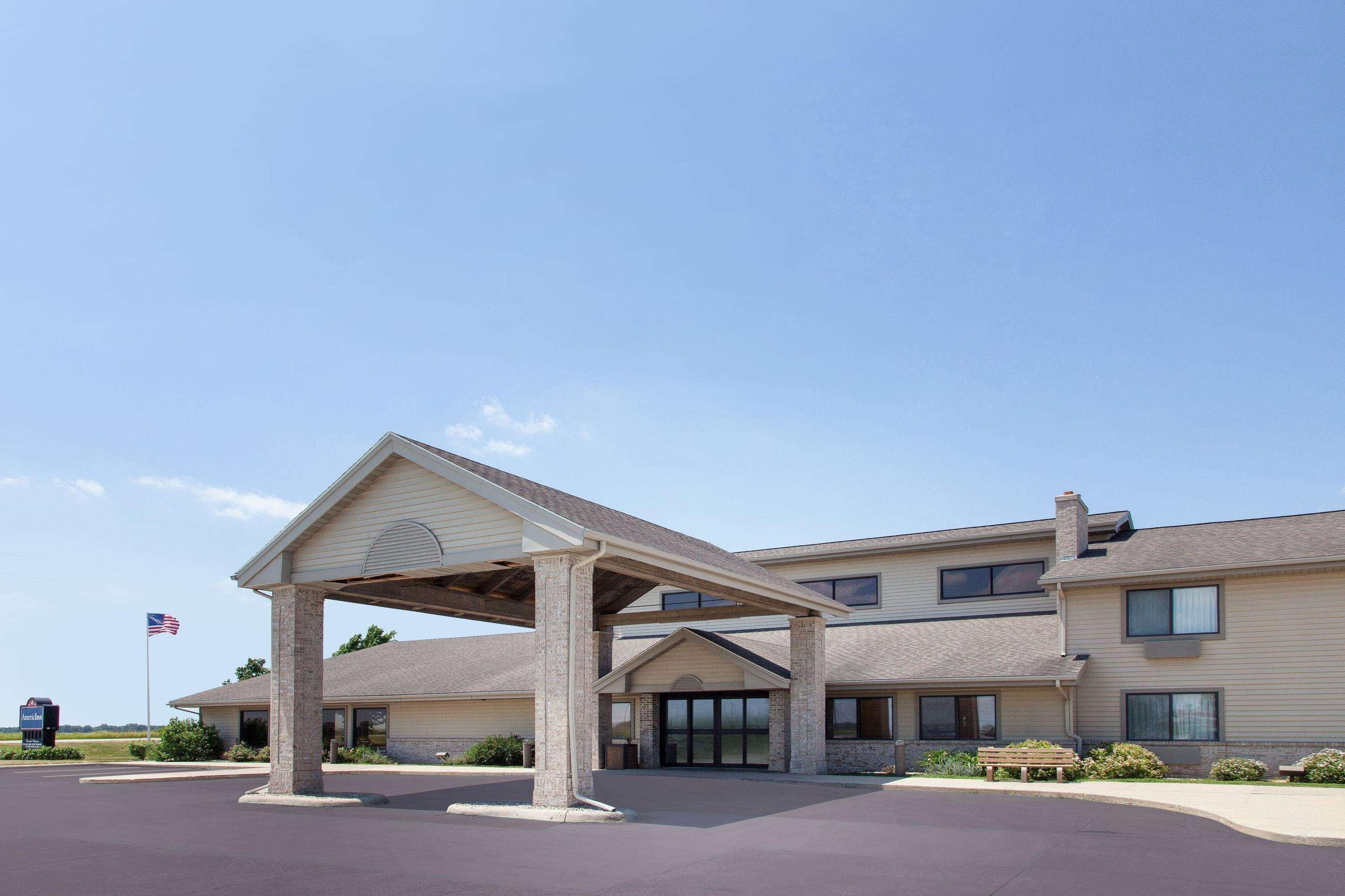 韦伯斯特城阿美瑞辛酒店 Webster City 外观 照片